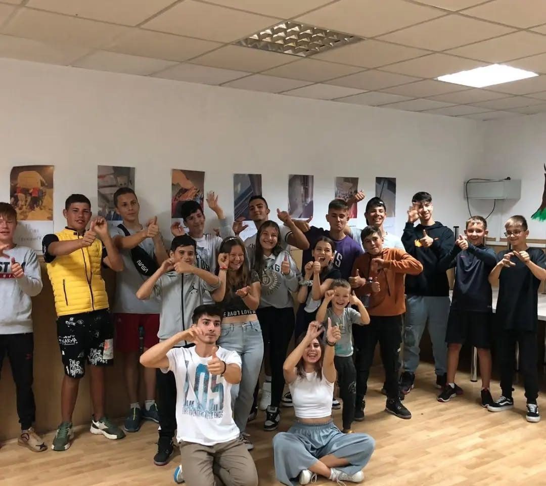 Tinerii din grup după Photovoice